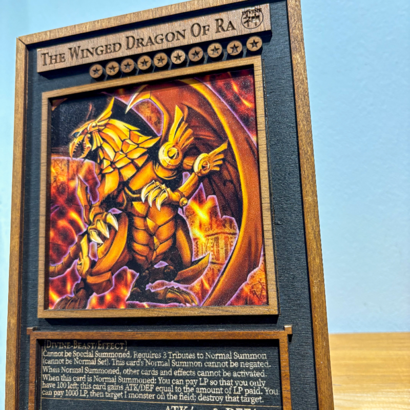 3D Yu‑Gi‑Oh! Ξύλινο Stand “The Winged Dragon of Ra” 21×15 cm