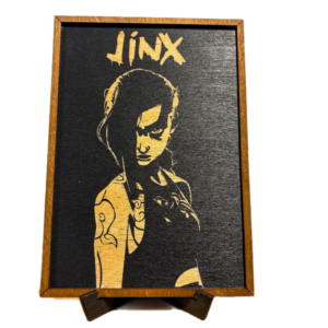 League Of Legends – Ξύλινο Κάδρο με Πυρογραφία Arcane Jinx